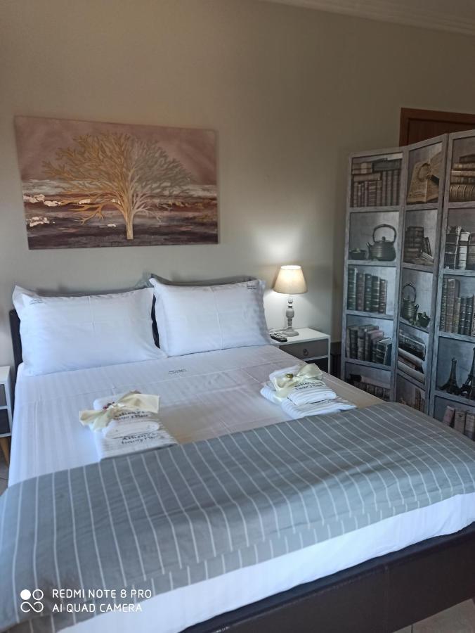 Athena'S Luxury Place 아기라 외부 사진