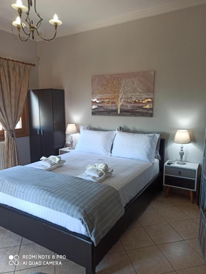 Athena'S Luxury Place 아기라 외부 사진